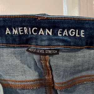 American Eagle hi rise skinny kick size 16